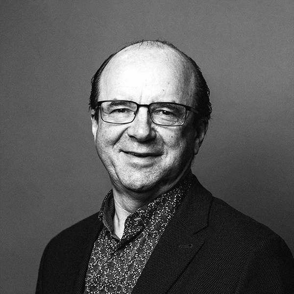 Paul manwaring Paul manwaring
